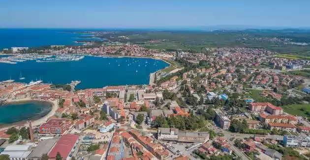 Appartamento Melarnian vicino alla spiaggia di Umago