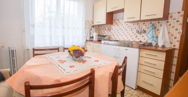 Dvosobni apartman Nevia II A4 s vrtom