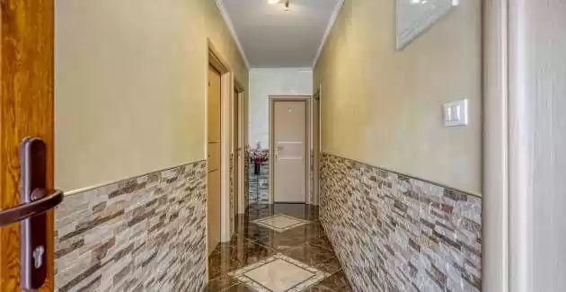Family Room Stipe S1 