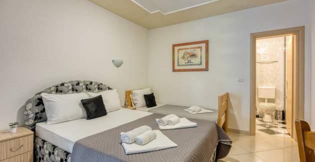 Family Room Stipe S4