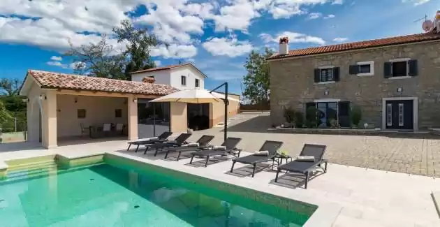 Villa Grazia mit beheiztem Pool
