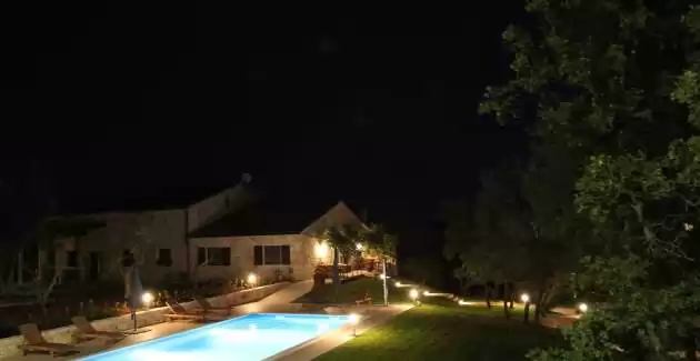 Casa Ema
