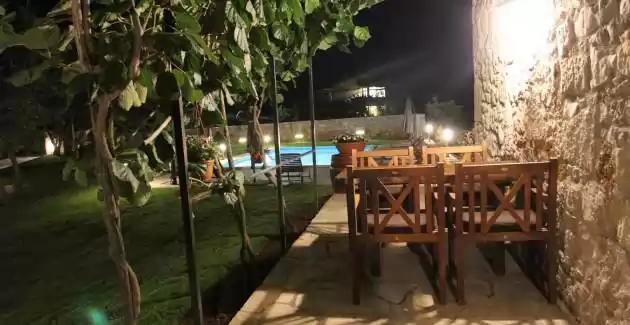 Casa Ema