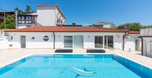Casa Lungomare with private pool
