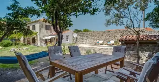 Villa Antique s privatnim bazenom na otoku Cresu