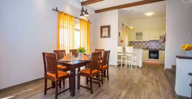 Villa Agri