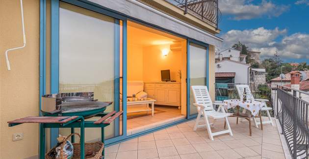 Apartment Sbardella A1 with Balcony and Sea View Vrsar