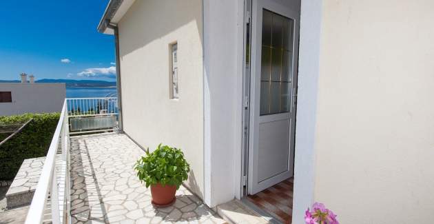 Apartment Bujan A1 with sea view in Crikvenica