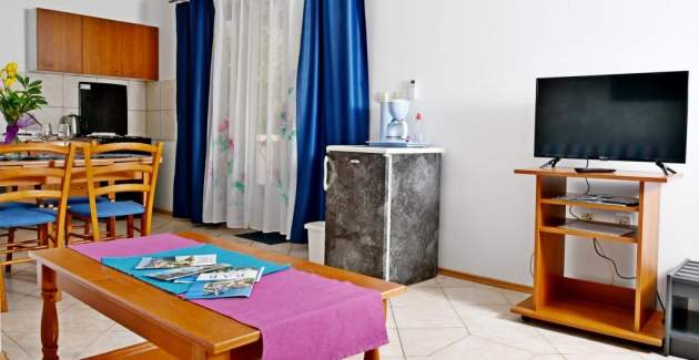 Apartmani Novotny - One Bedroom with Balcony - Crveni