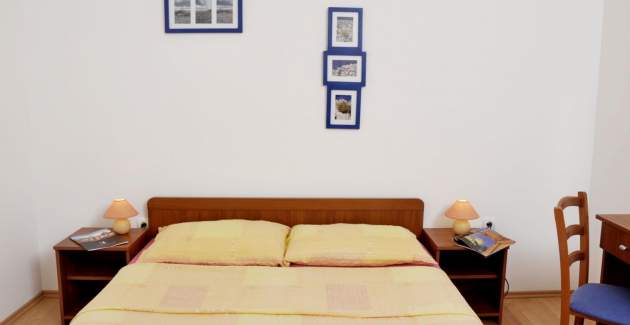 Apartmani Novotny - One Bedroom with covered terrace -  Plavi
