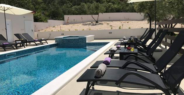 Villa Dolac / Two bedroom Apartment A4
