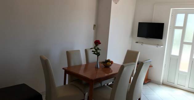 Villa Dolac / Two bedroom Apartment A4