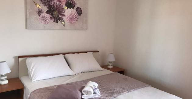 Villa Dolac / Two bedroom Apartment A4