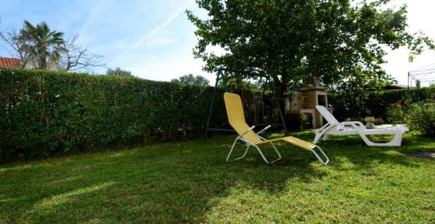 Ferienwohnung Lili II mit Gartenblick