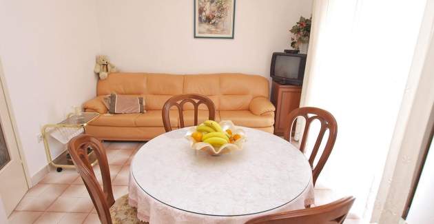 Ferienwohnung Lili II mit Gartenblick