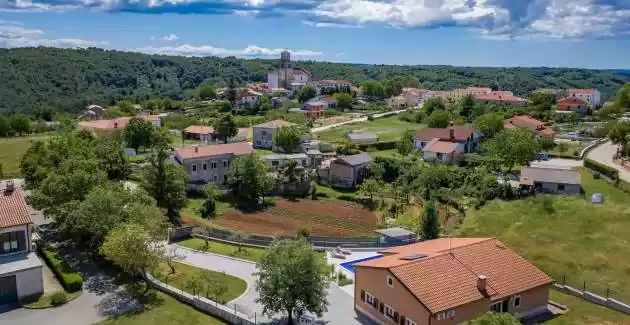 Villa Luna Tinjan, Pool and Wellness