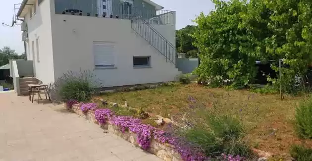 Casa Monshego / Appartamento con terrazzo A1