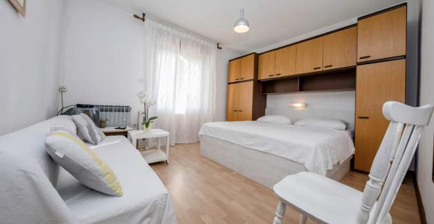 Apartment Marija Banjol A1