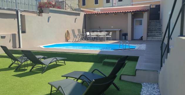 Gladiators House Pula with Shared Pool / Apartment No.4