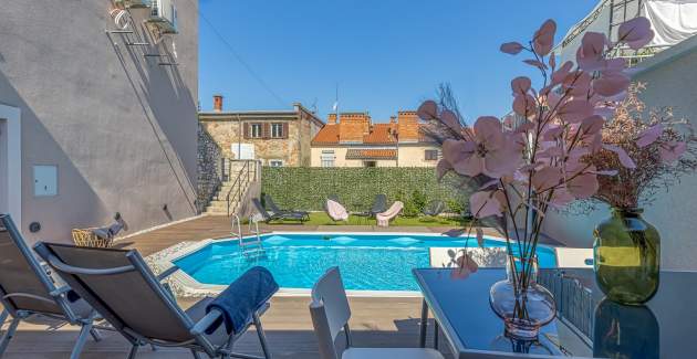 Gladiators House Pula with Shared Pool No.3