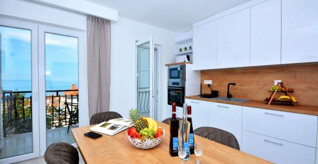 Apartment Radeljic A1 - Sea View
