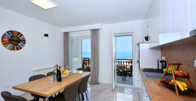 Apartment Radeljic A1 - Sea View