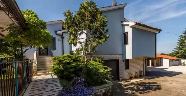 Villa Fabia u blizini plaže u Poreču