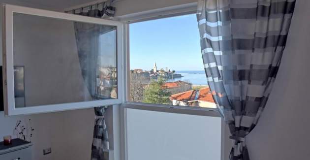 Studio with seaview