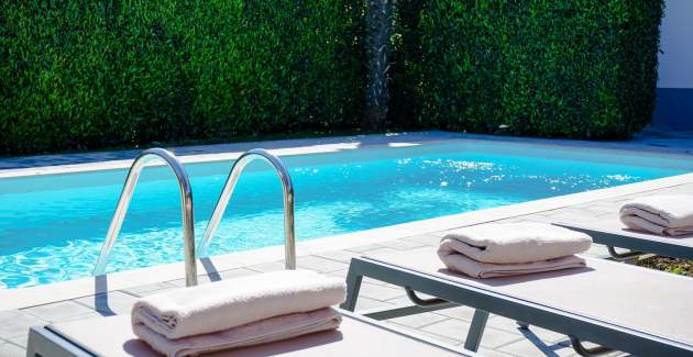 Villa Leon- Family Apartment with Private Pool