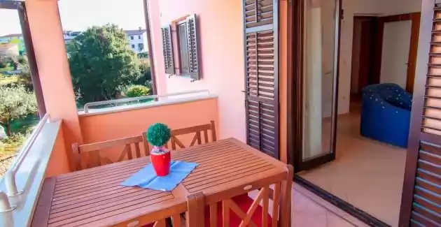 Apartman Edo A4 s balkonom, Pula