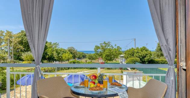 Haus Wolbeck / One-bedroom Apartment No.1 with Sea View