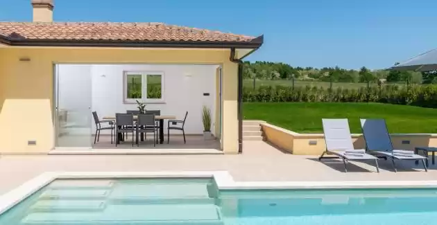 Ferienhaus Mateo mit privatem Infinity-Pool