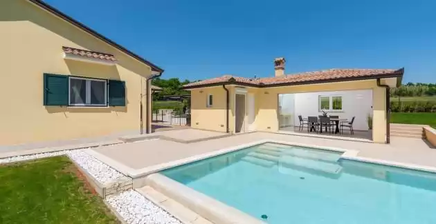 Casa Vacanze Mateo con Piscina Privata