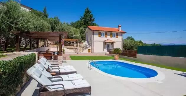 Villa Olive with Pool and Sea View 