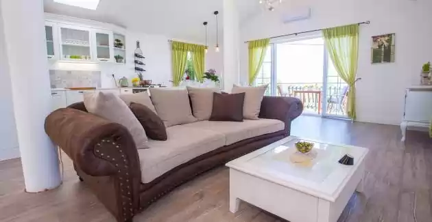 Villa Oliva con Piscina e Vista Mare