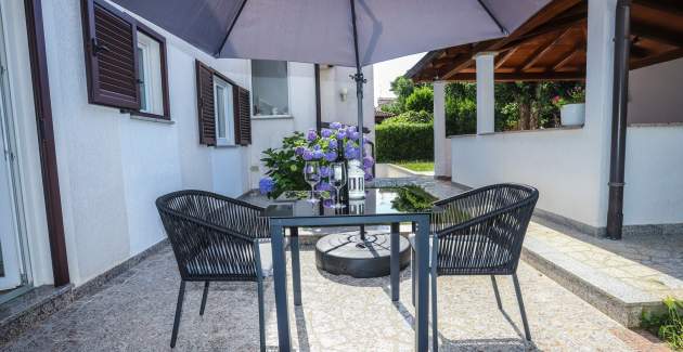 Apartment Paolo with Terrace