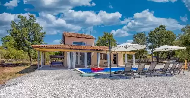 Casa Vacanze Krase con piscina