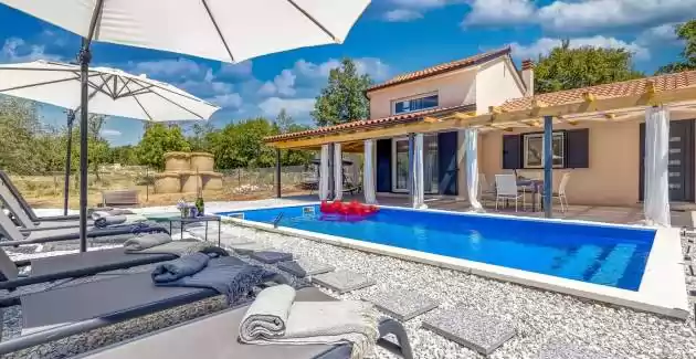 Holiday House Krase with Private Pool