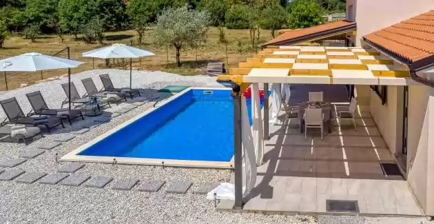 Holiday House Krase with Private Pool