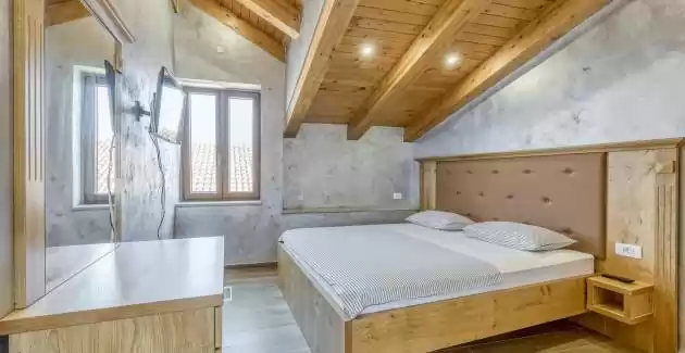 Apartment Merite - Umag, Casa Viktor