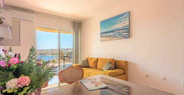 NeaLeona Apartment A1