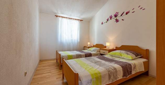 NeaLeona Apartman A3