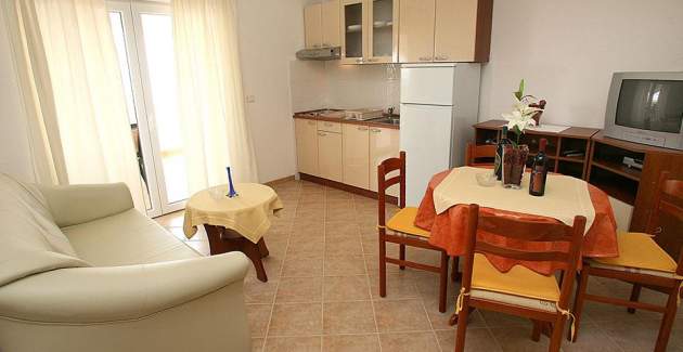 Apartman Lukic A1 - Okrug Gornji