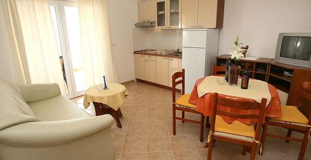 Apartment Lukic A3 - Okrug Gornji	