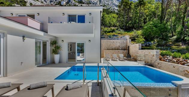 Luxury Villa Prestige in Baška Voda