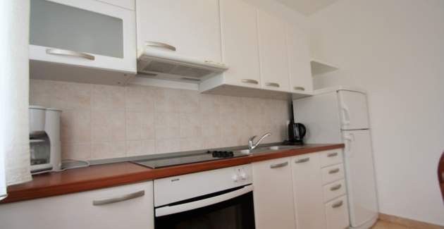 Apartment Bilic mit 2 Schlafzimmern und Balkon in der Gegend von Porec