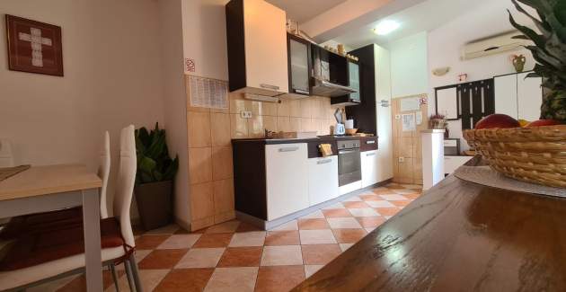 Apartment Baskovic A1