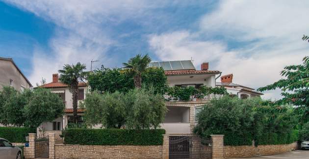 Apartment Silvano II with Balcony