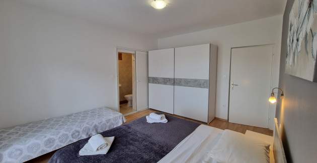 Apartment Josip, Supetarska Draga