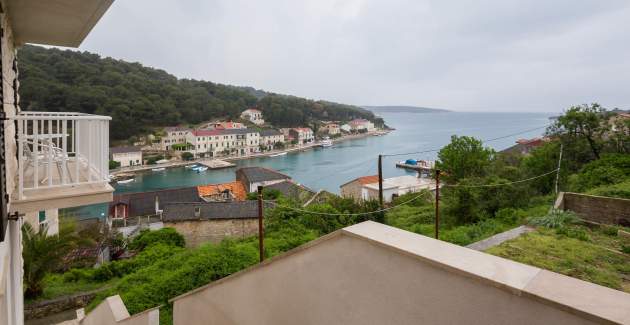 Apartments Marija Brac A2